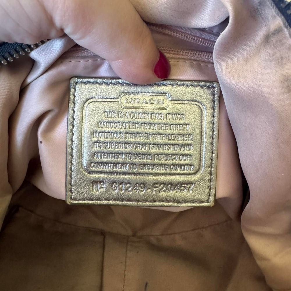 Y2K vintage Coach‎ penelope optic metallic signature crossbody bag - Picture 6 of 6